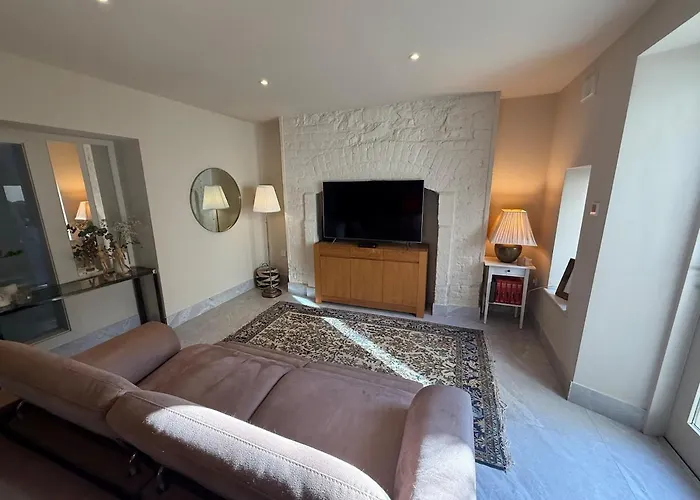 Dun Laoghaire Coastal Retreat & Hidden Getaway