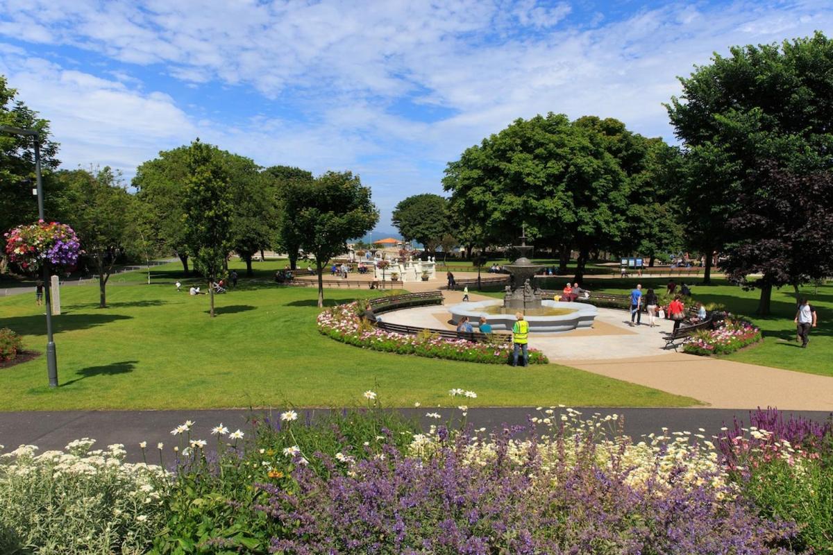 Apartment Dun Laoghaire Coastal Retreat & Hidden Getaway