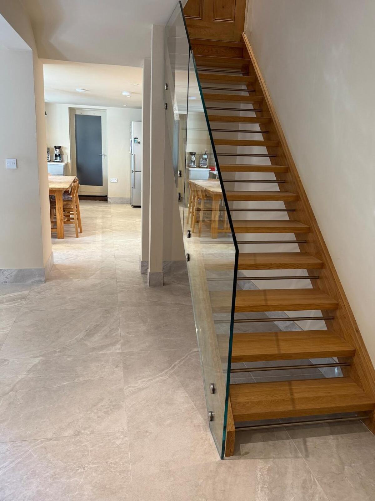 Apartment Dun Laoghaire Coastal Retreat & Hidden Getaway *