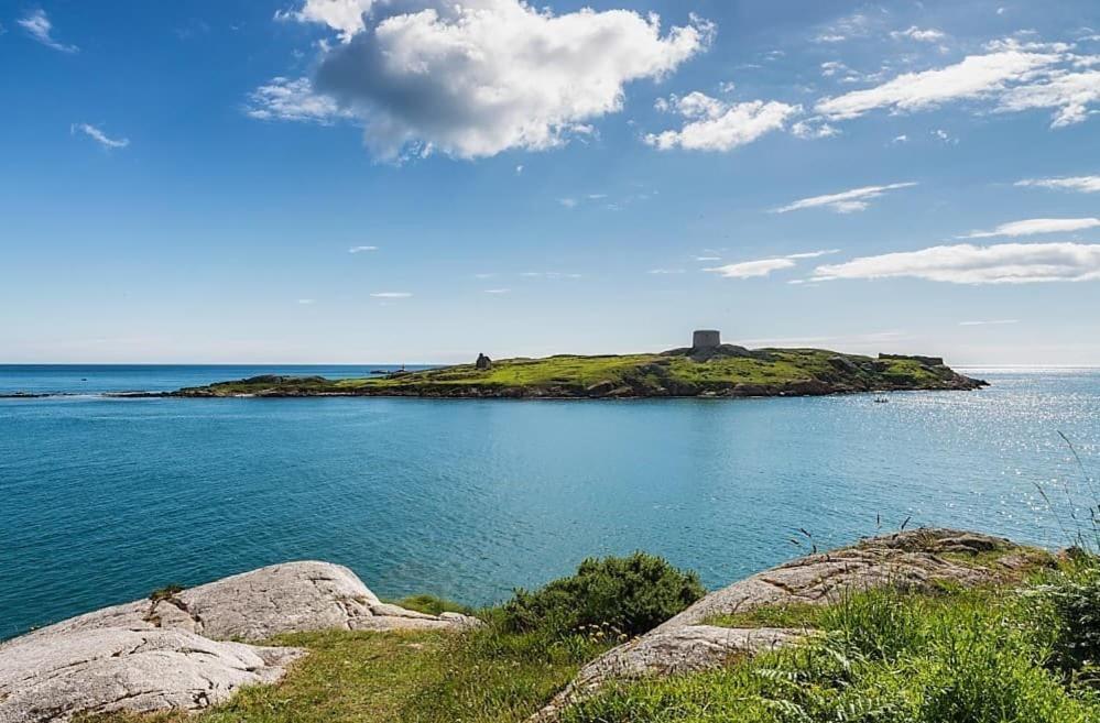 Dun Laoghaire Coastal Retreat & Hidden Getaway