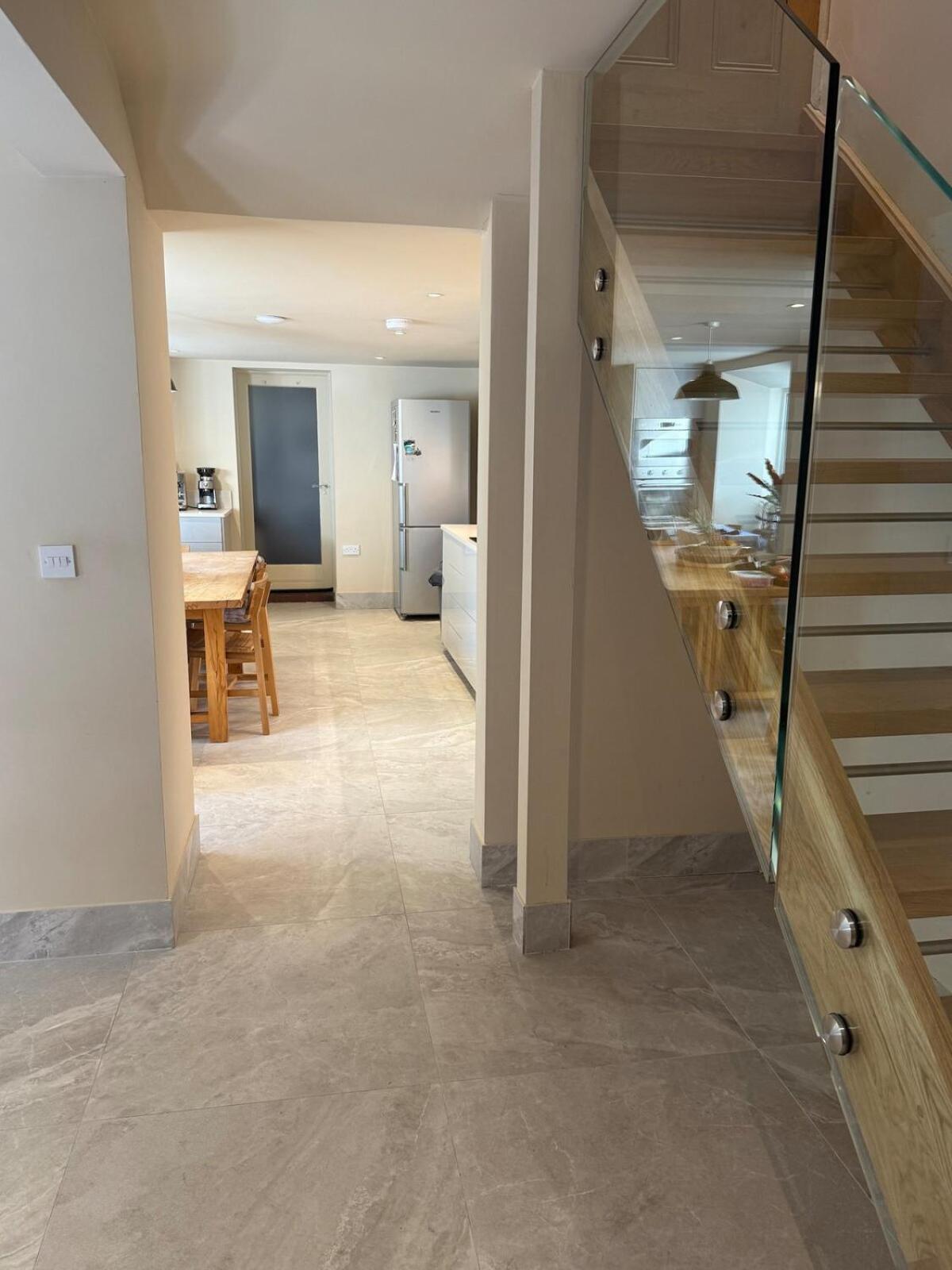 Dun Laoghaire Coastal Retreat & Hidden Getaway *